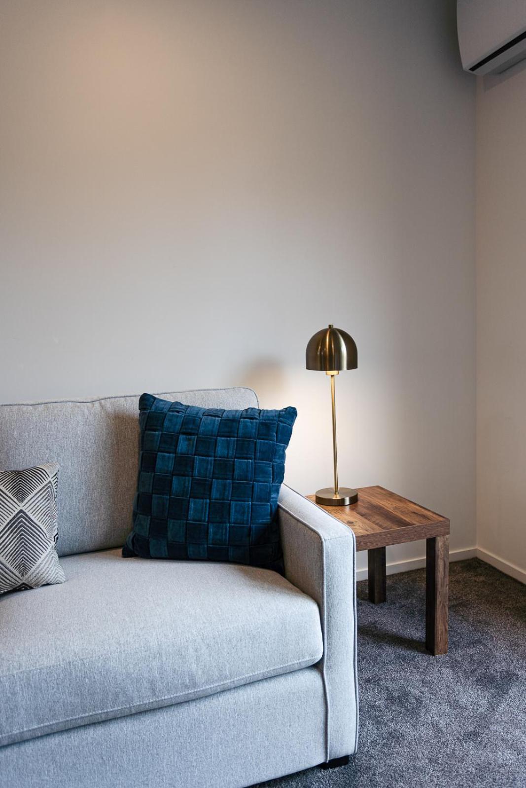 Modern 2 Bedroom Townhouse In Cbd With Parking! Sleeps 5 Christchurch Zewnętrze zdjęcie