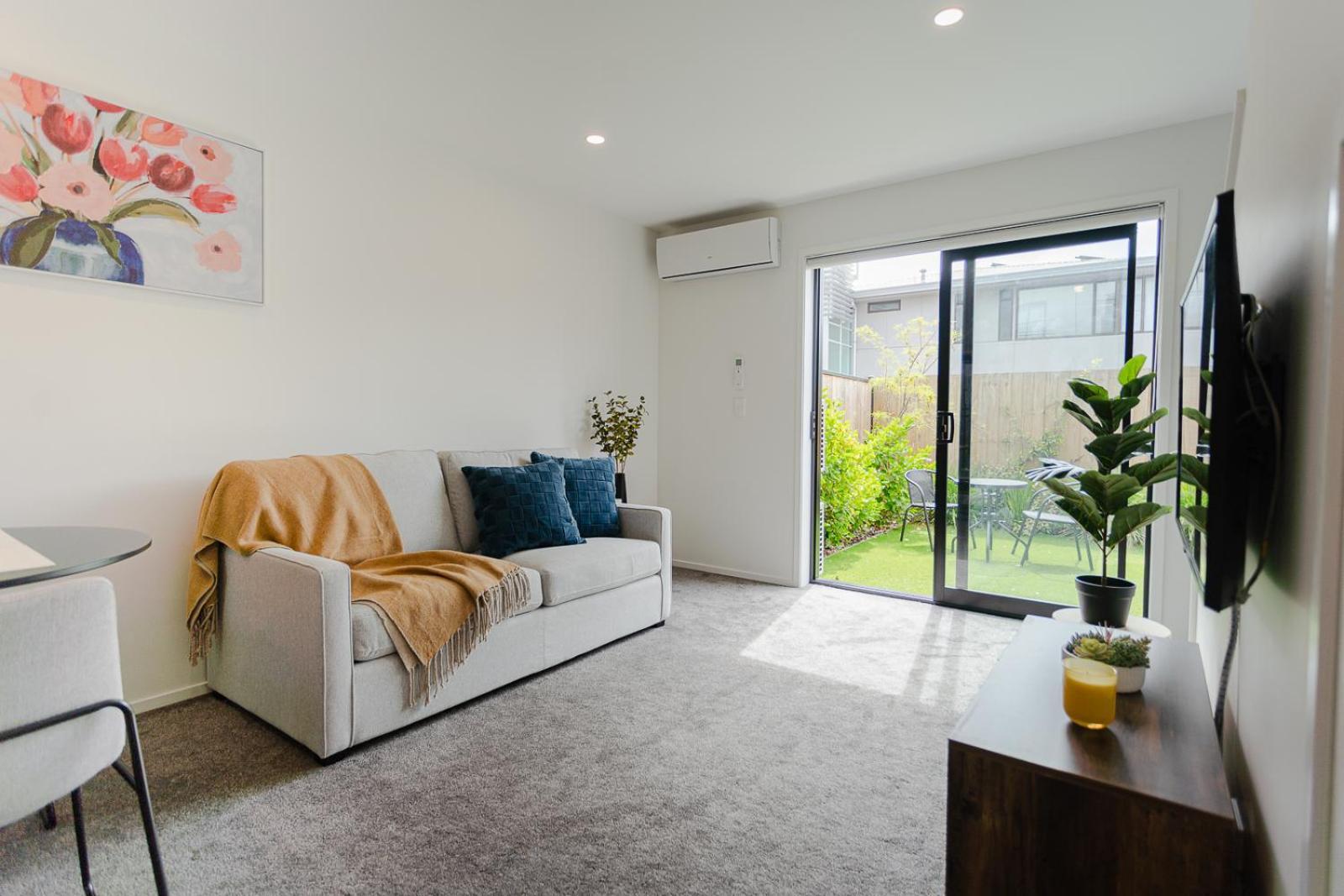 Modern 2 Bedroom Townhouse In Cbd With Parking! Sleeps 5 Christchurch Zewnętrze zdjęcie