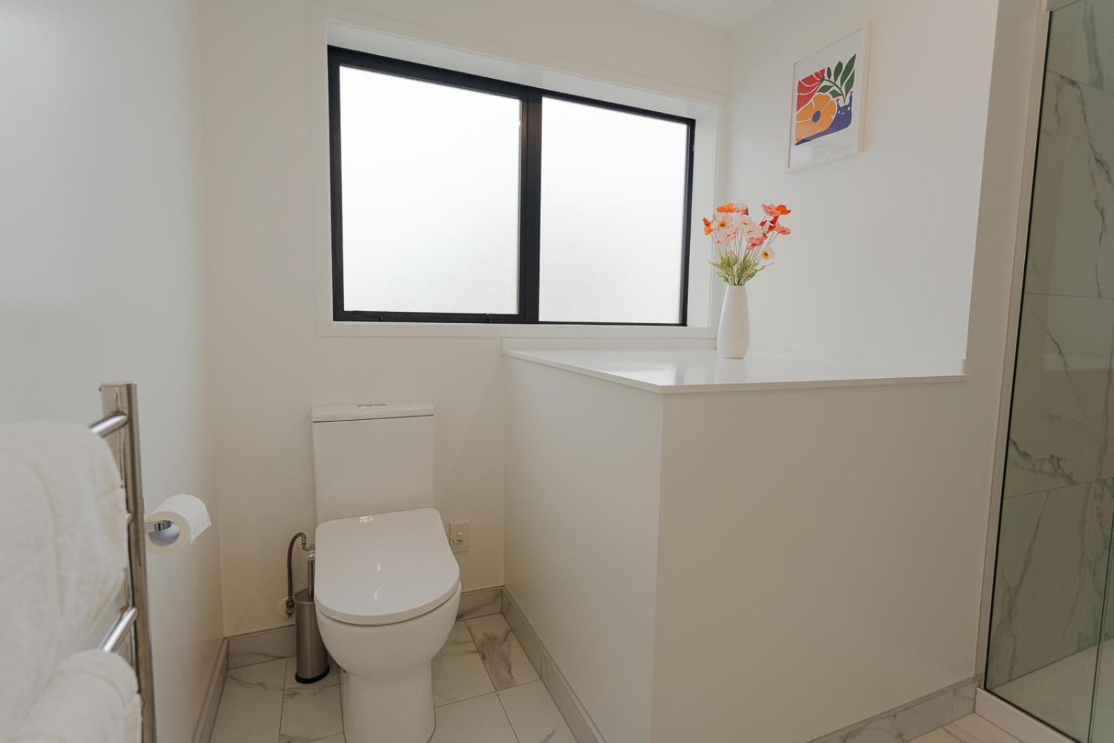Modern 2 Bedroom Townhouse In Cbd With Parking! Sleeps 5 Christchurch Zewnętrze zdjęcie