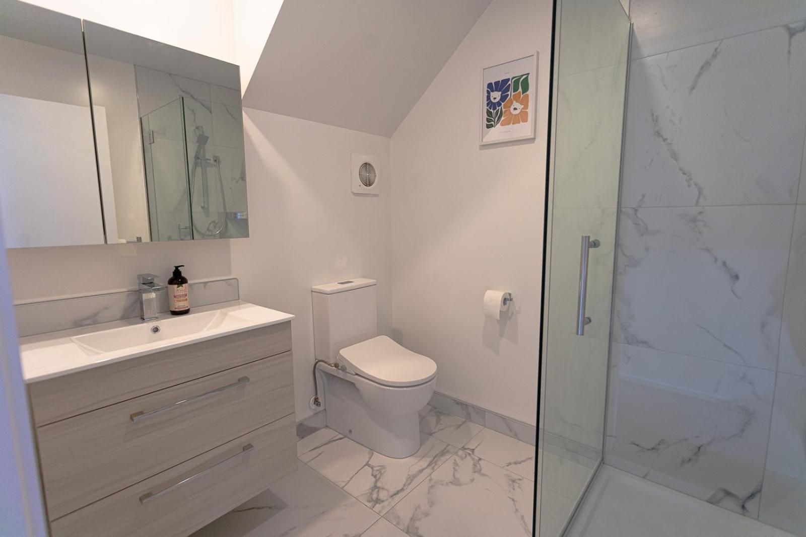 Modern 2 Bedroom Townhouse In Cbd With Parking! Sleeps 5 Christchurch Zewnętrze zdjęcie