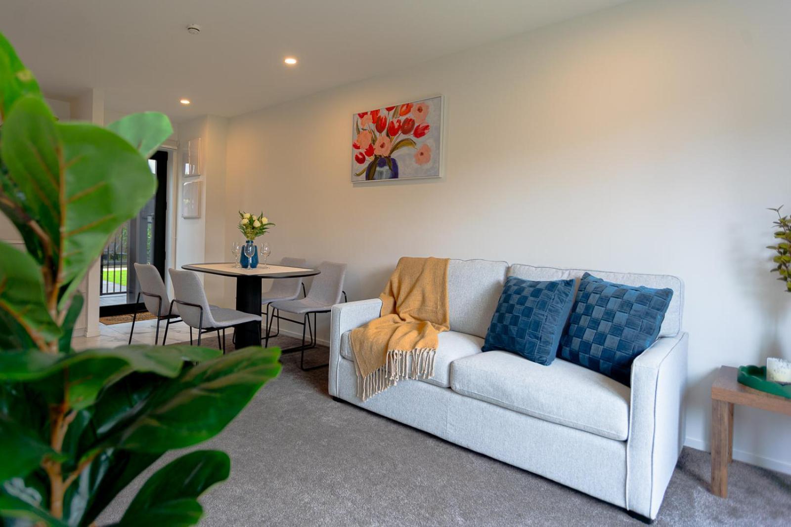 Modern 2 Bedroom Townhouse In Cbd With Parking! Sleeps 5 Christchurch Zewnętrze zdjęcie